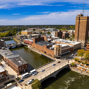 Aurora illinois Leave Aurora, IL with Confidence – Your Trusted Cross-State Moving Partner